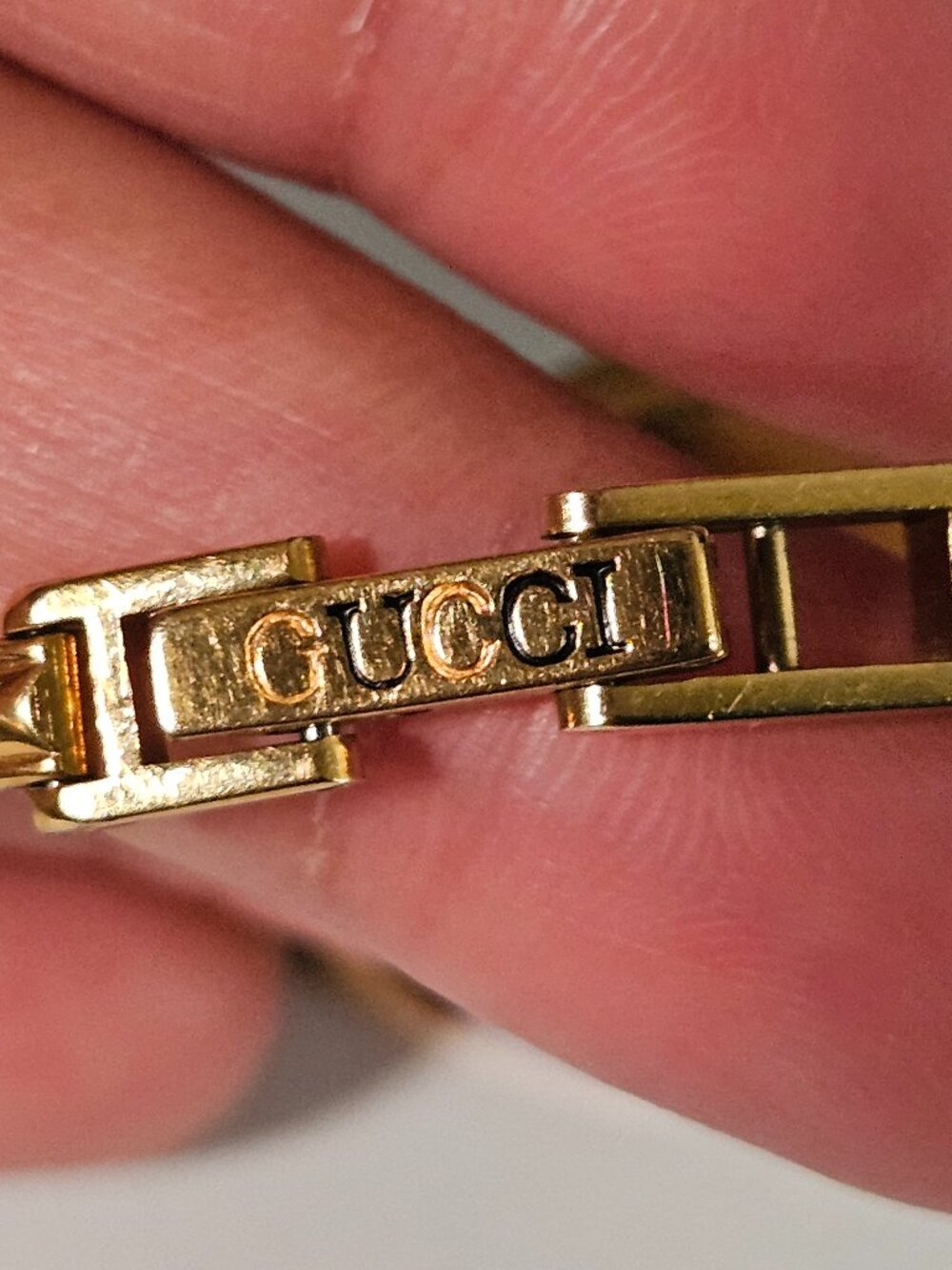 GUCCI Change Bezel 1100L Quartz Watch - Picture 12 of 14